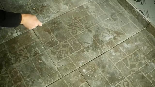 Пол в Бане НИКОГДА НЕ СГНИЁТ! Керамогранит на Пол Своими Руками в Идеальной Бане