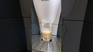 Кофемашина BOSCH BENVENUTO B30 (Швейцария), демонстрация работоспособности