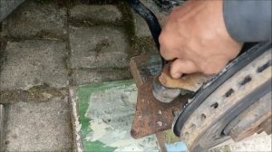 Рено Дастер 2 л. Замена правого рулевого наконечника.