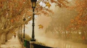 Моросят дожди  авторская песня И Плахута, исп  Г Погорельская Кислякова.mp4