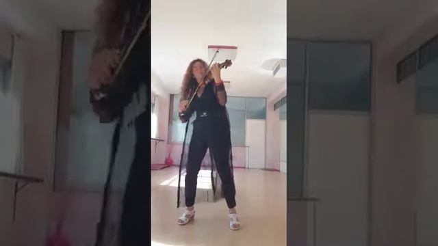 Liubov ustavshih lebedeycover Daniela Nikolova Georgievamúsica Igor Krutoi