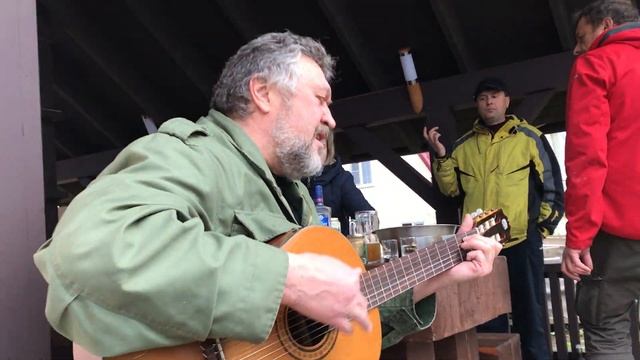 Ландшафтный дизайн участка и песчаник?Садовый дизайн вокруг дома? смотреть онлайн