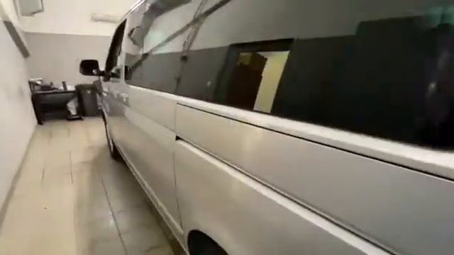 Электропривод багажника на VW Multivan смотреть онлайн