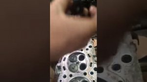 Как за 30 сек притереть клапан головки гбц!