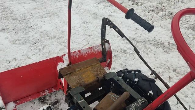 Отвал для снега на мотоблок с передним адаптером смотреть онлайн