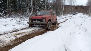 ЗАСТРЯЛИ  ВСЕ!!! ВЫЕЗД  К  РЕВНЮХЕ  ПО ПЕРВОМУ  СНЕГУ. ЧАСТЬ 2.   УАЗ/НИВА/ ЛУАЗЫ