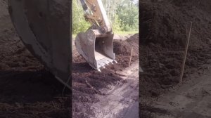 Откосы на экскаваторе CAT