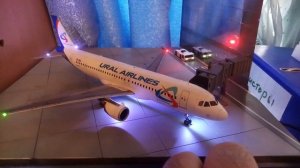 Модель самолета А-320 в масштабе 1/144 от фирмы "Звезда"