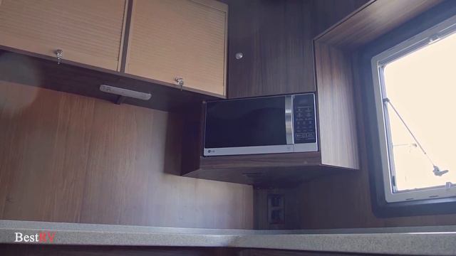 Off-road motorhome on Volvo FMX 540 chassis with 6x6 wheel arrangement смотреть онлайн