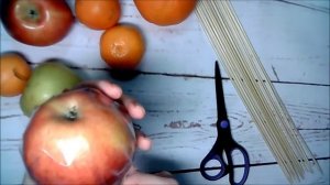 Как крепить фрукты в букете без проколов