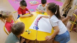 Сиреневая (старшая группа). Творчество