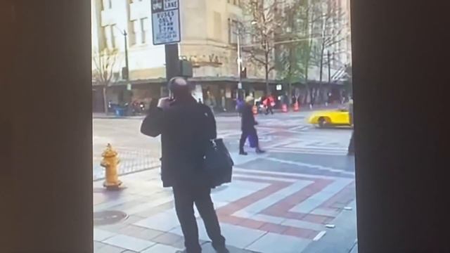 «У Меня Разбитое Сердце»...Свидетельство из Сиэттла... смотреть онлайн