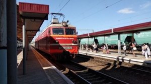 ВЛ10-1774 и ЭП2Д-0115 на станции Симферополь
