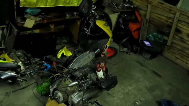 Создаем ТРЭШ проект Желтая Мразь! или собираем топ скутер! смотреть онлайн