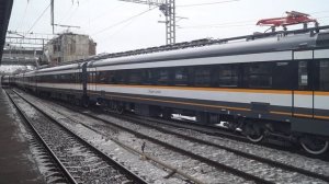 Новый электропоезд ЭП2ДМ-0300