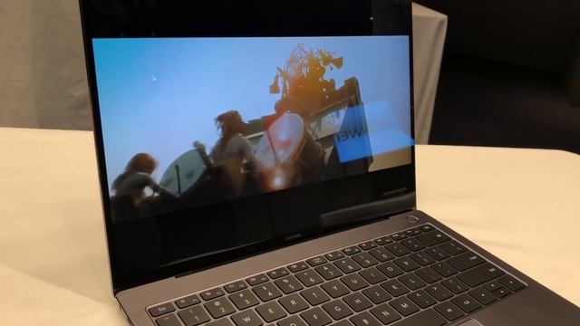 Huawei MateBook X Pro Hands On: Pop Up Camera смотреть онлайн