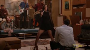 Mad Men - Zou Bisou Bisou (720p)