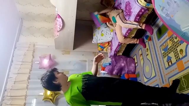 старший/средний/младший ребенок
