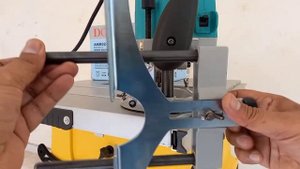 Wood Router DCA AMR02-12 Review