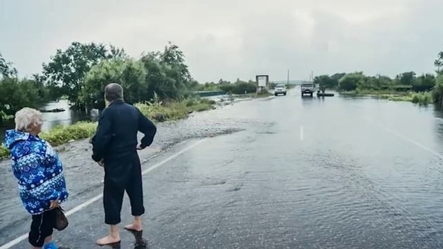 Большая вода в Белогорске и Свободном смотреть онлайн