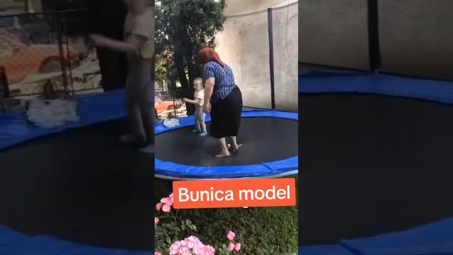 🔴 Soacrămea bună femeie...