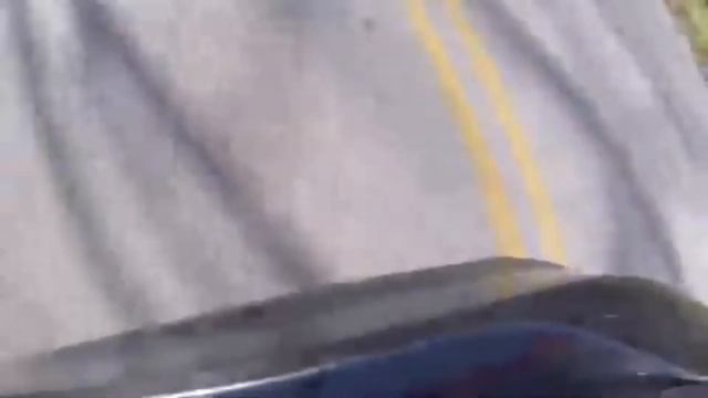 Manual Ford Focus SE pops, crackles, pulls, driving, and shifting gears. смотреть онлайн