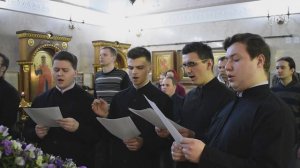 Хор Минской духовной академии - "Крест Хранитель..." (светилен Крестопоклонной Недели)