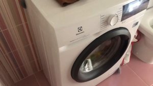 3 Стиральная машина узкая ELECTROLUX EW6S3R26SI