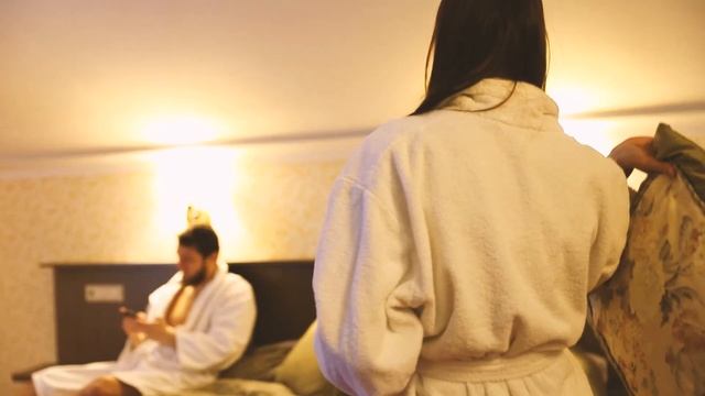 Отдых в загородном комплексе! смотреть онлайн