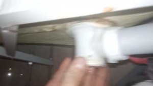 Душ кабина протечка из под сифона , умелые сантехники ???