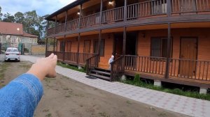 Территория и номера нашего отеля в Пицунде, Абхазия