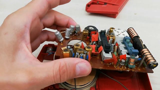 Драгметаллы в радиоприёмнике НЕЙВА РП-205