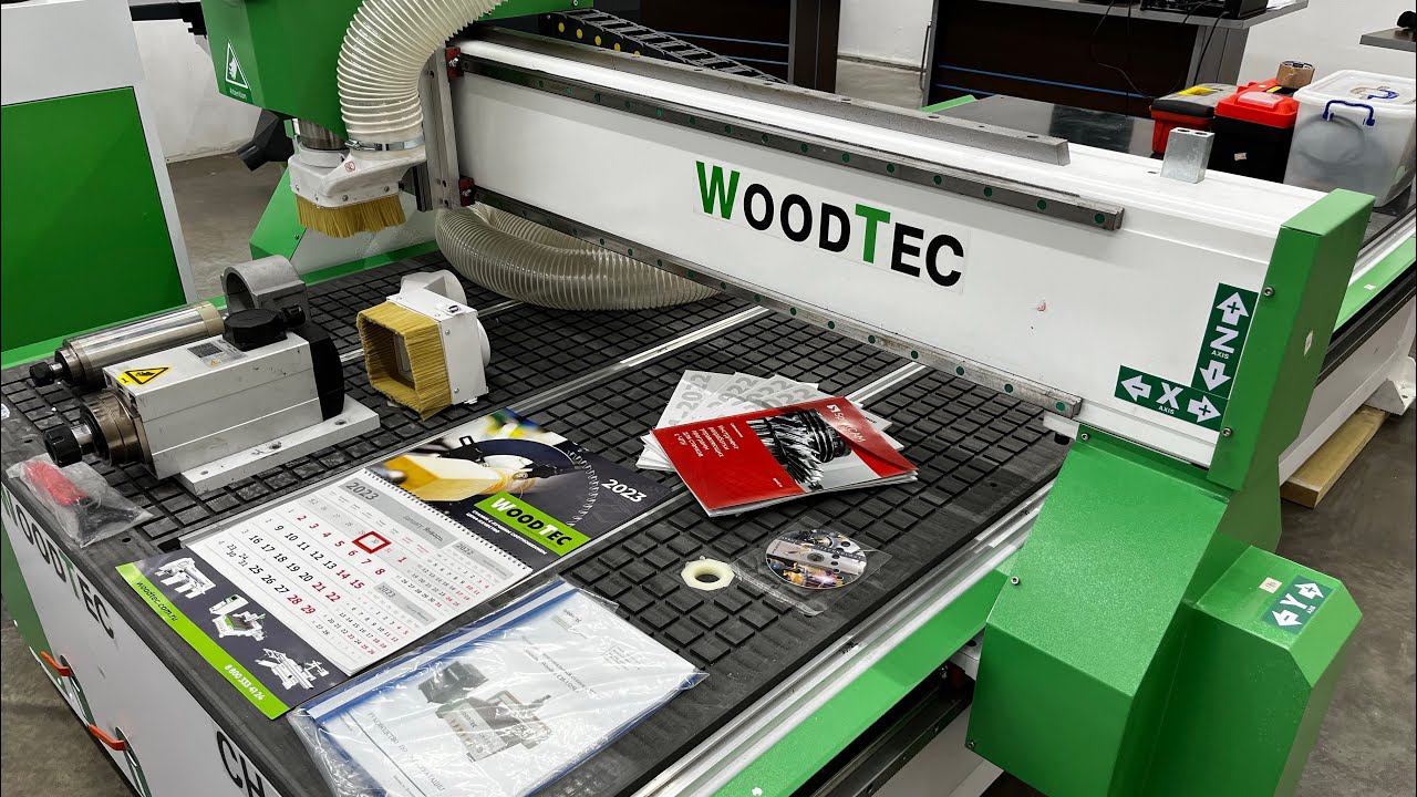 ЧПУ WoodTec CH 1325L, В Выcтавoчном зaлe ЯРOCЛАBЛЬ TK Taндeм ВИДЕоОБЗОР смотреть онлайн