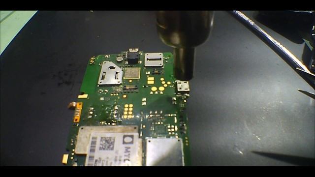 Как выпаять разъем питания феном. смотреть онлайн