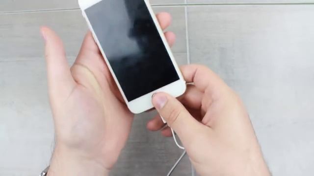 Official iPhone 7 Lightning Earphones Leak!! смотреть онлайн