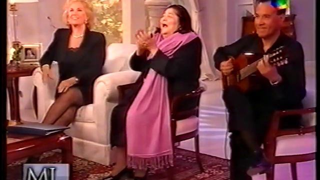 Almorzando con Mirtha Legrand - Mercedes Sosa, V Heredia, P Carabajal, A Pintos y L Gieco смотреть онлайн