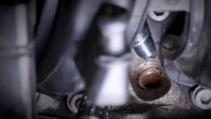 Замена свечей зажигания Volkswagen