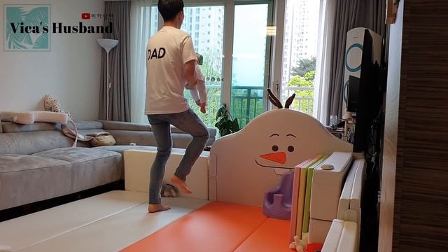 국제커플 VLOG｜아빠의 어깨는 무겁지 않습니다.｜AMWF / 자막cc