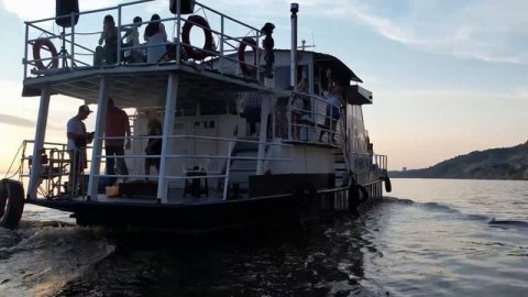 № 2. Аренда Катера Вольный в Перми. #пермь #арендакатера #отдыхвперми #artaperm #лето #вольный