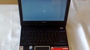 unboxing netbook toshiba NB 105