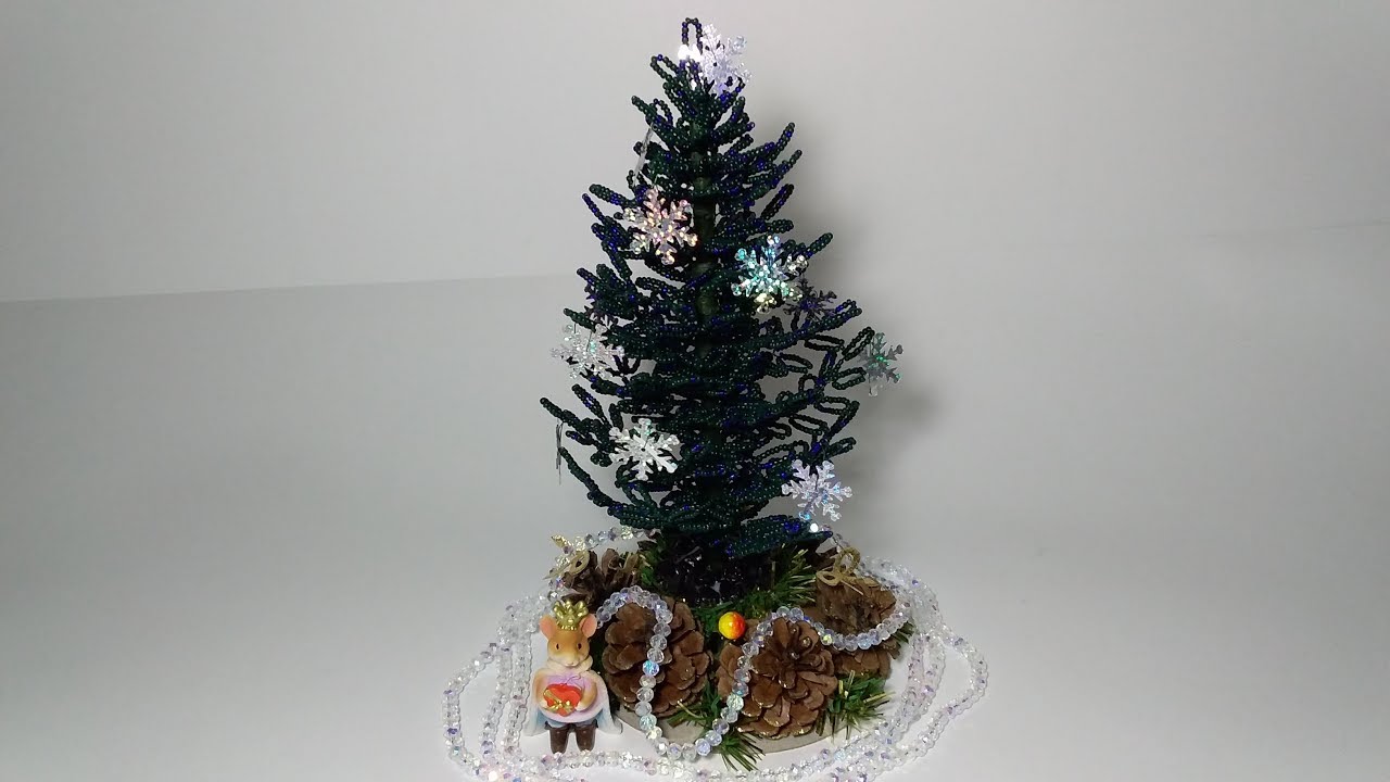 Бисероплетение. Мастер класс. Дерево из бисера.Елочка из бисера.1 часть. Пошаговый МК. Ель . смотреть онлайн