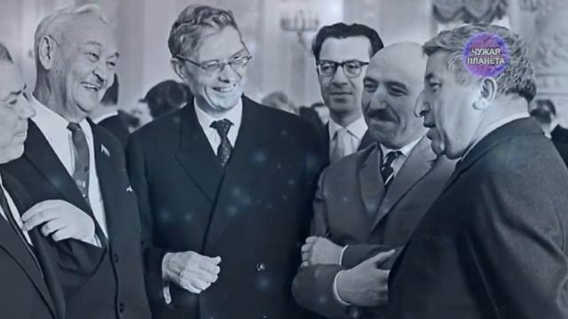 В Сибири рухнул НЛО пришельцев! К месту падения прибыли российские во енные из Томской области смотреть онлайн