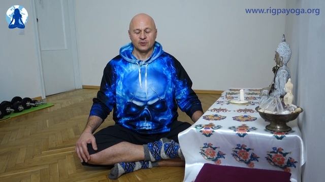 Медитация на пламя свечи | Бонусное занятие 9 из Rigpa-Yoga-Online: Базовый курс | Евгений Таковски смотреть онлайн