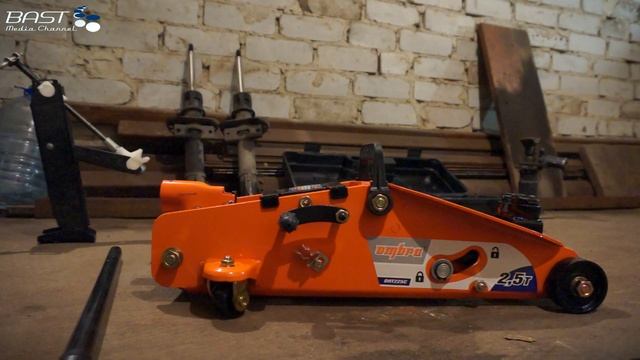Домкрат Ombra OHT225C 2,5т. Комплектация и обзор. Выпуск №1
