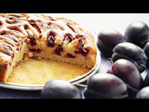 ШАРЛОТКА СО СЛИВАМИ