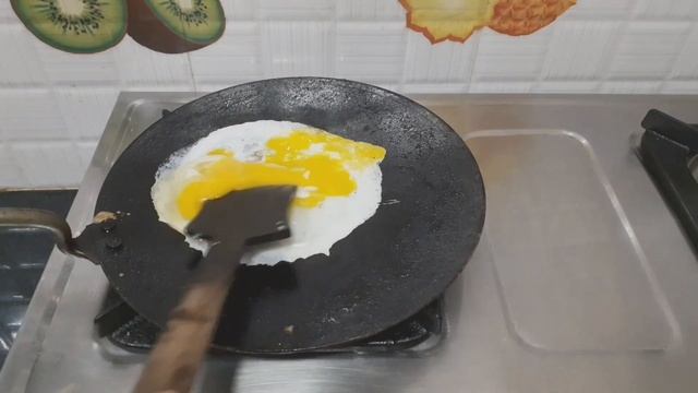 NIGHT TIME WORK ROUTINE//RAGI JAVA SALAD//EGG ROLLS//HOUSE WIFE NIGHT ROUTINE WORK//HEALTHY FOOD.. смотреть онлайн