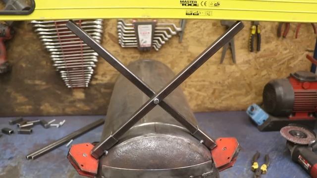 СУПЕР ЭКОНОМНАЯ печь из баллона с сушкой для обуви! смотреть онлайн