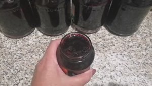 Обалденно вкусный, густой джем из чёрной смородины, готовится легко и просто !