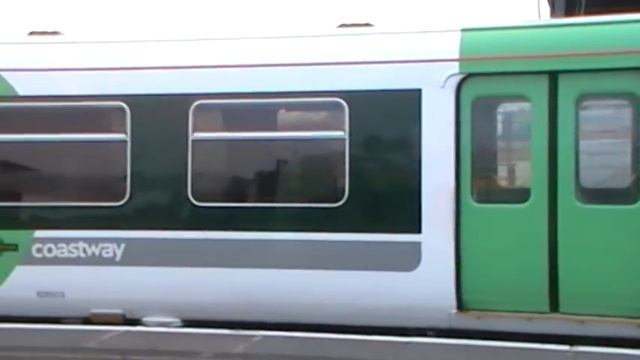 Testing my new Panasonic SDR-S70 on the Train - 30th April 2011 смотреть онлайн