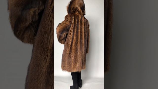 Шуба енот тм O'Puel (Греция) капюшон р.46-48 в отличном состоянии 12500 ₽ на furprice.ru /11729/